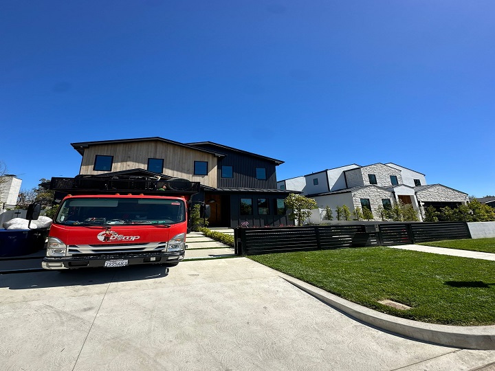 Garage Cleanup Services in Santa Monica